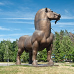 Памятник богатырскому коню в Воронеже