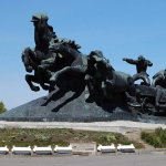Памятник тачанке в Ростове-на Дону